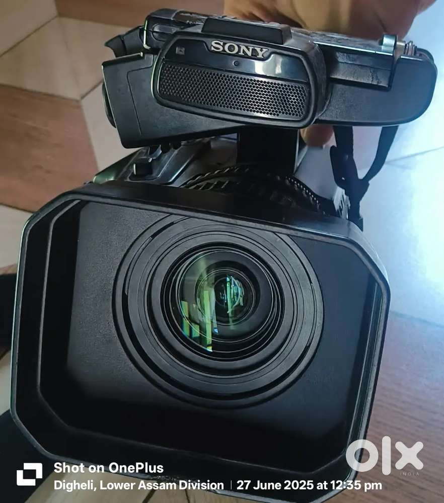 Sony Nx 100