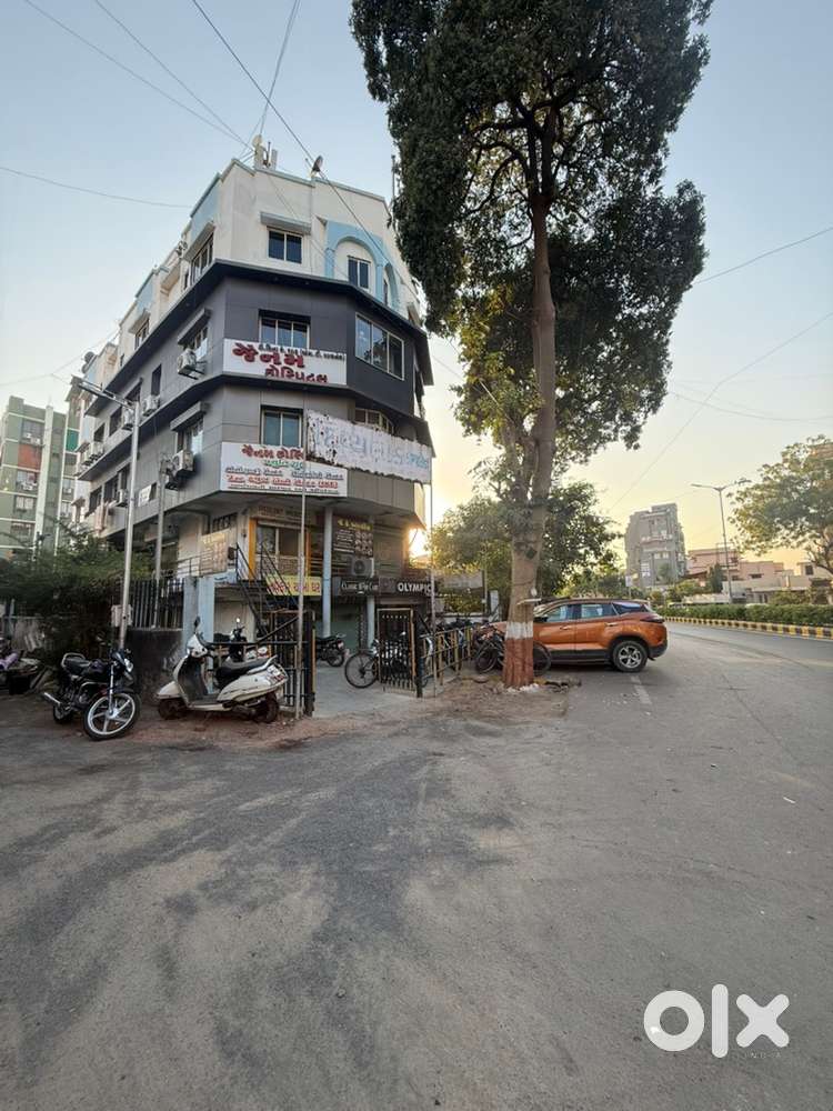 Road Touch Commercial Property for Sale – Good Rental Income