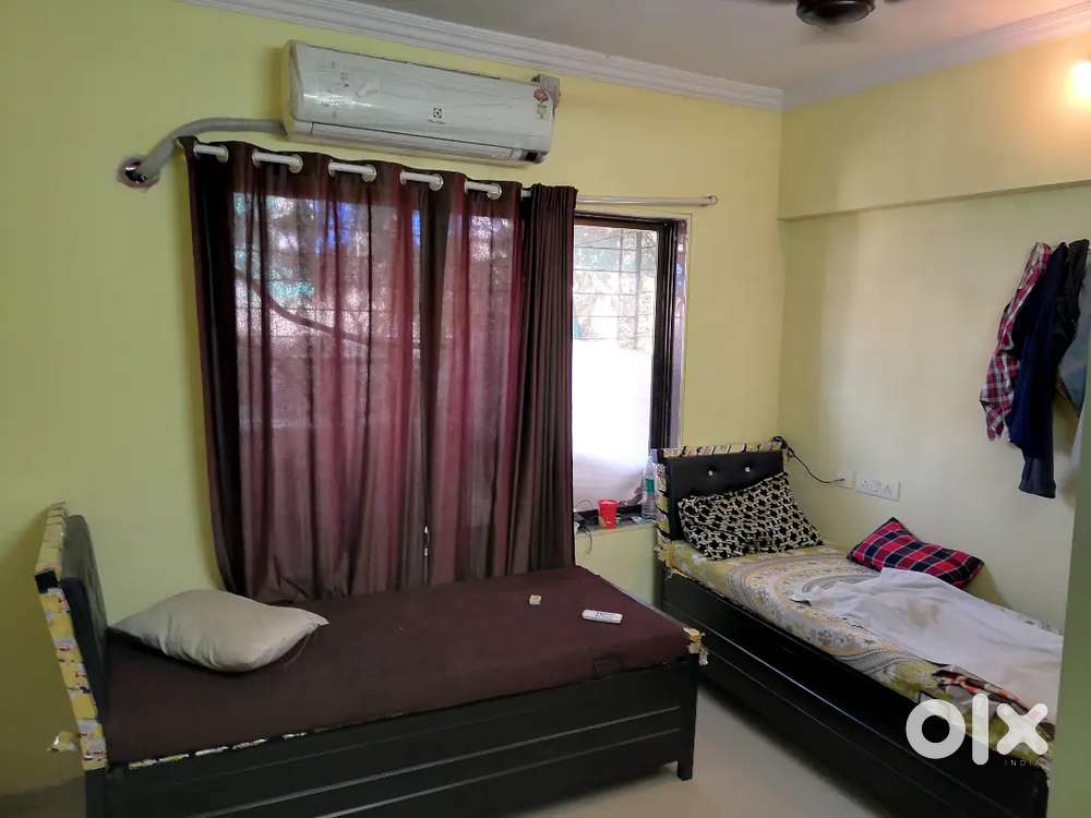 Aircondion Pg in 2 Sharing in 2 Bhk Furnished Flat in Andheri Metro w