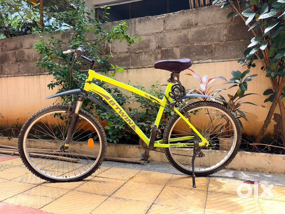 Btwin rockrider 340 mtb with attachments