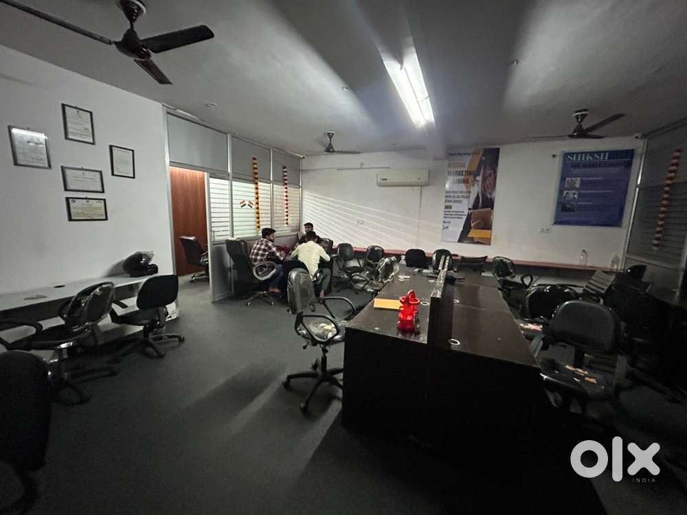 Full furnised office