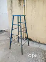 Strong  ladder