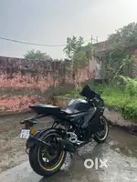 R15 black colour good condition scratch less less used