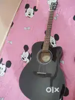 Guiter yamahaFS80C