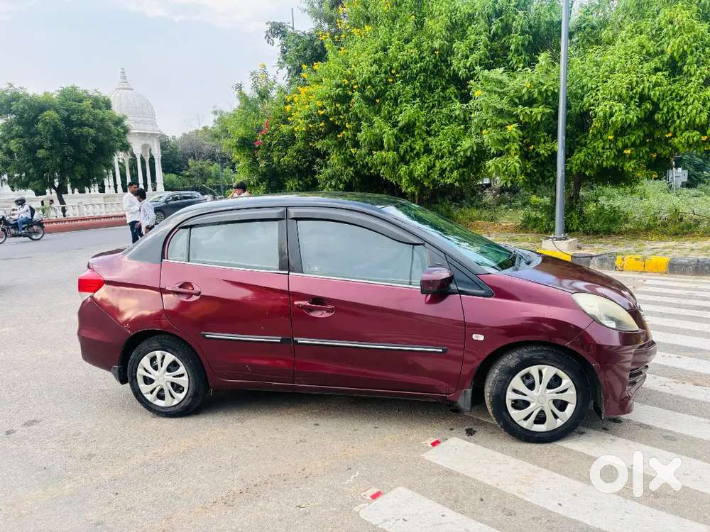 Honda Amaze 2013 Diesel 110000 Km Driven