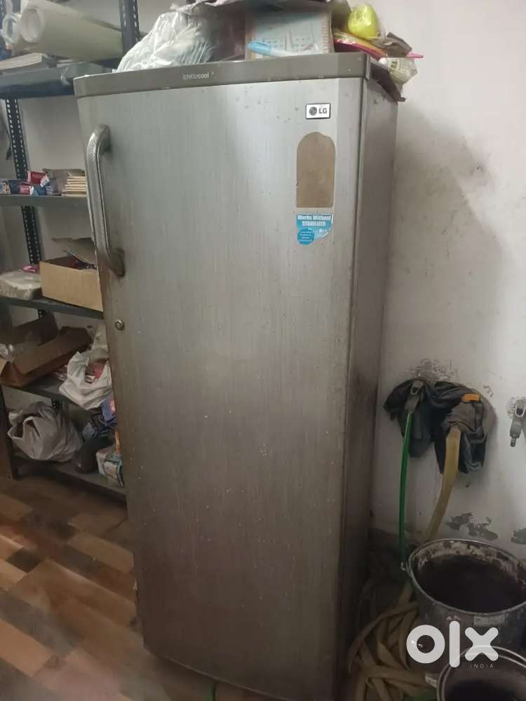 Selling Refrigerator