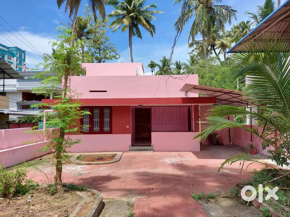 2BHK Individual house for rent in ulloor