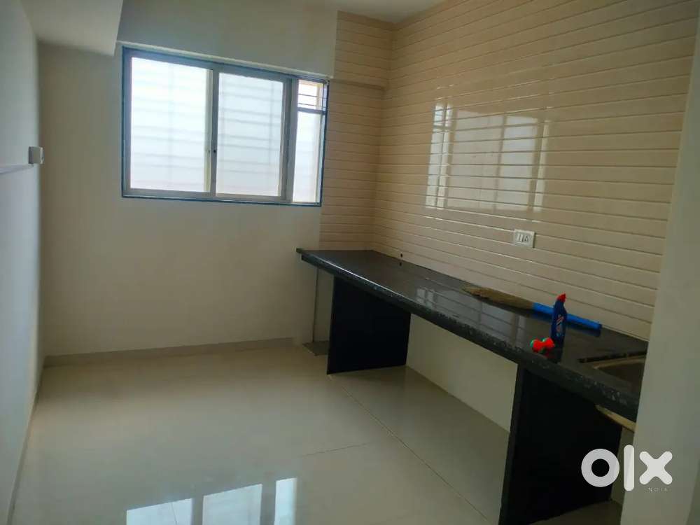 2bhk flat on rent jatra back site  nashik