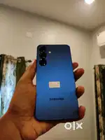 Samsung s25 navy blue color 5 or 6 month old