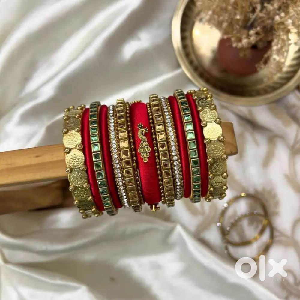 Thread bangles