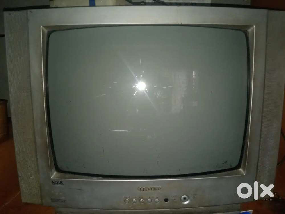 SAMSUNG  TV