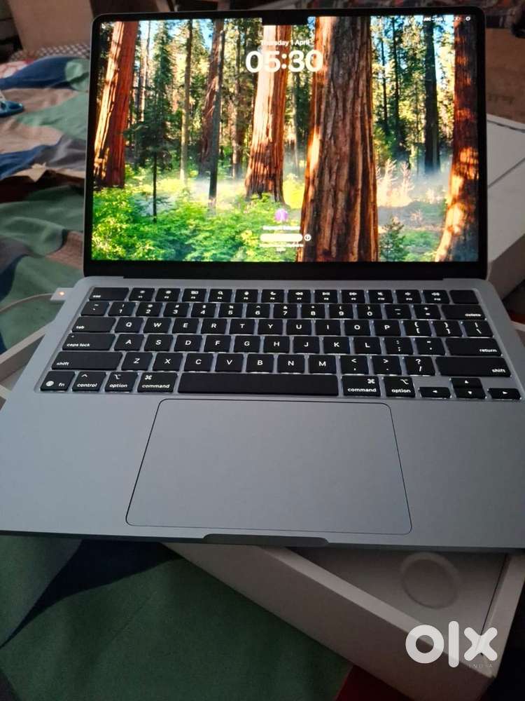 Apple MacBook Air, M4 Apple care+ warrnty