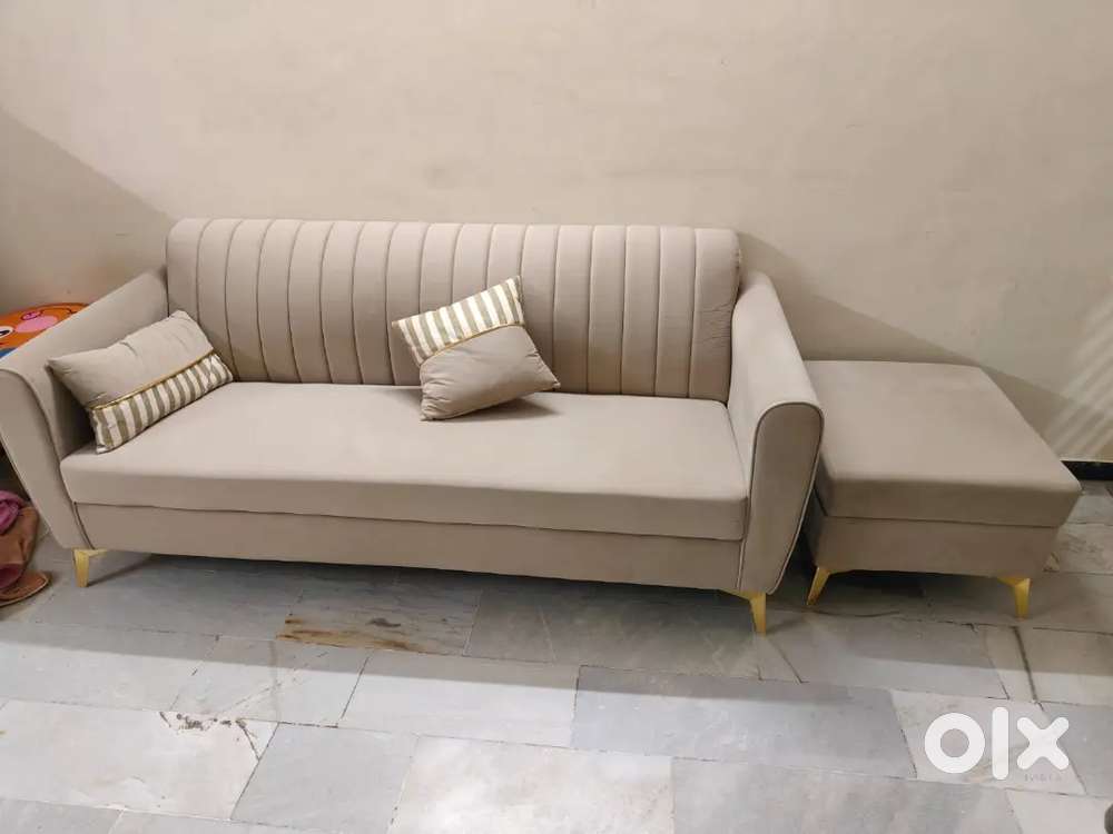 Three seater sofa and 1 seater lounge