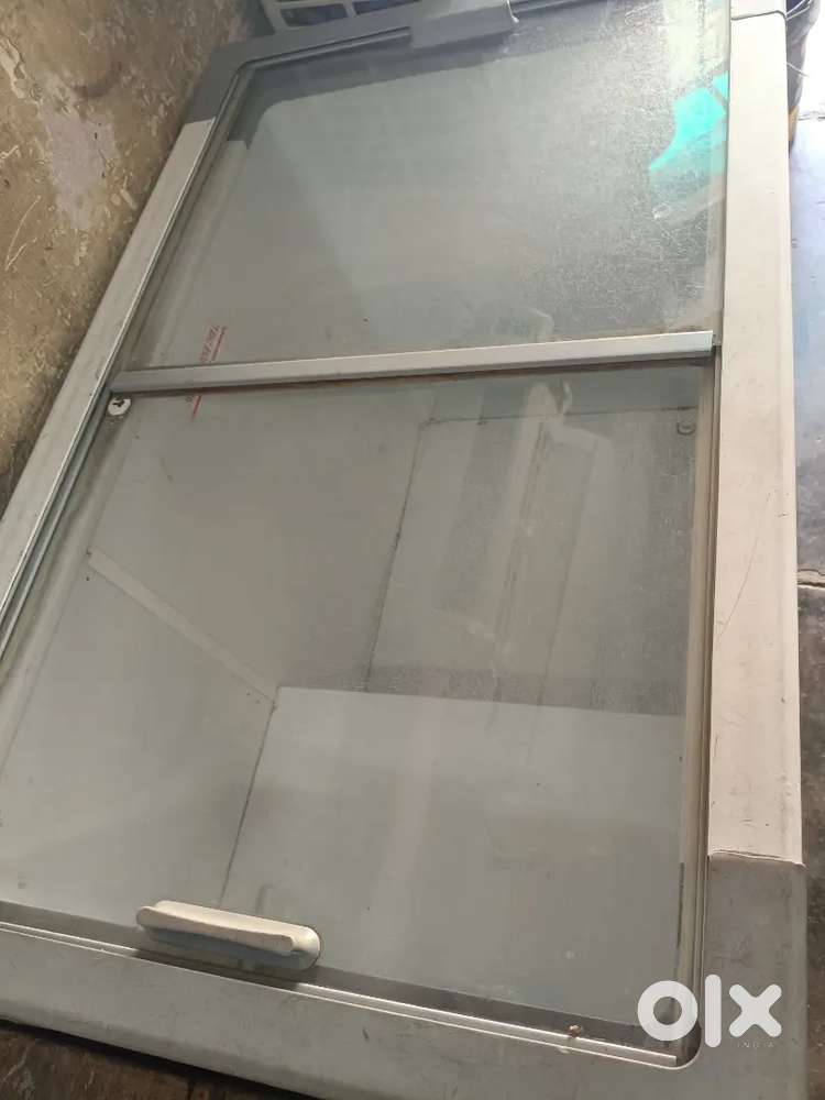 Deep fareezer 350 letar