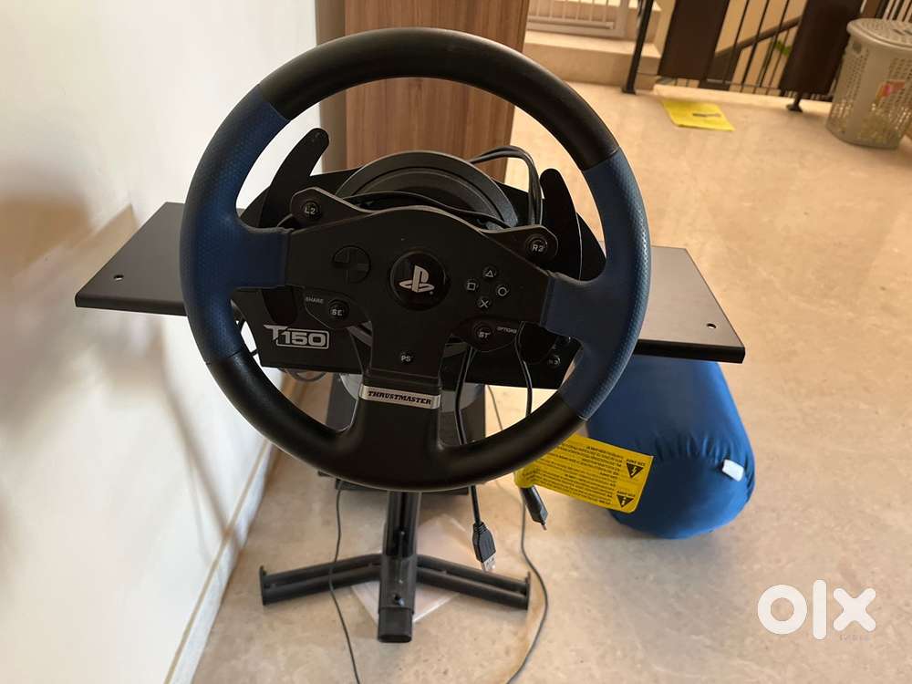 Thrustmaster T150 force feedback gaming wheel with stand