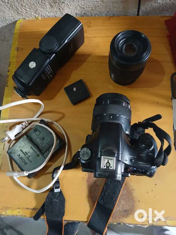 Sony a58 dslr working codition 2lens 18-55, 55-250 with flash