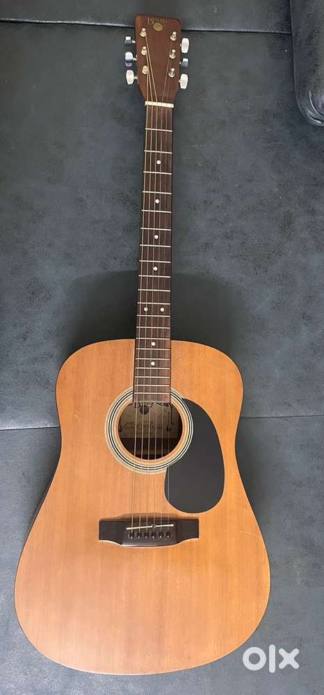 Bentley Acoustic Guitar from USA