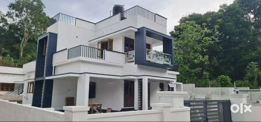 BEAUTIFUL SPACIOUS HOUSE FOR SALE