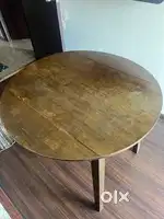 Foldable dining table- homecentre