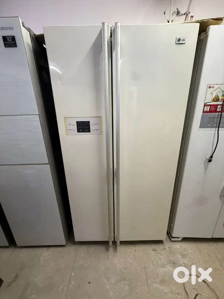 LG side by side refregerator