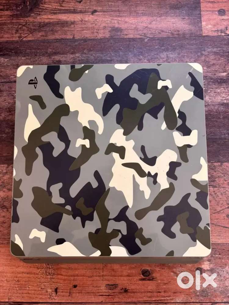 PlayStation 4 Slim 1TB Call Of Duty World War Two Limited Edition