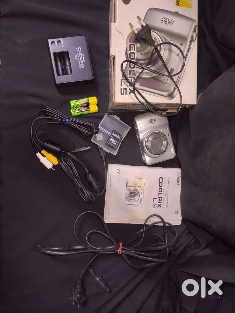 Nikon coolpix L5 camera (imported)
