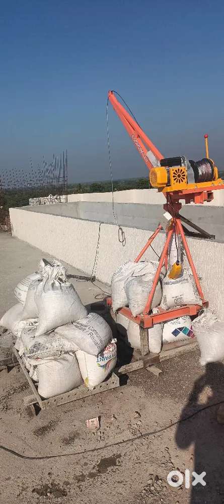 Lif mashin aur 2 gade hai 8 mahine purani hai