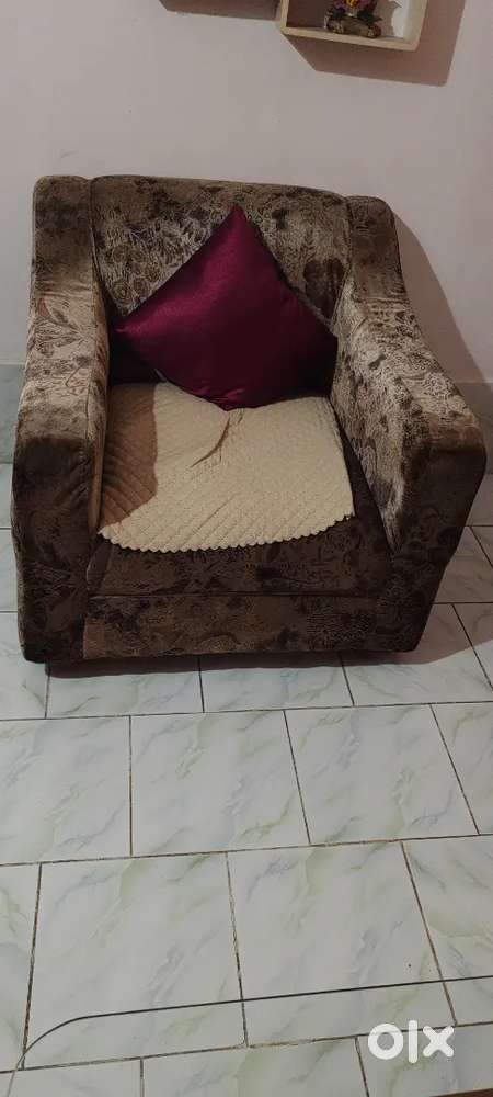 Wood Sofa fully covered for living room 3+1+1