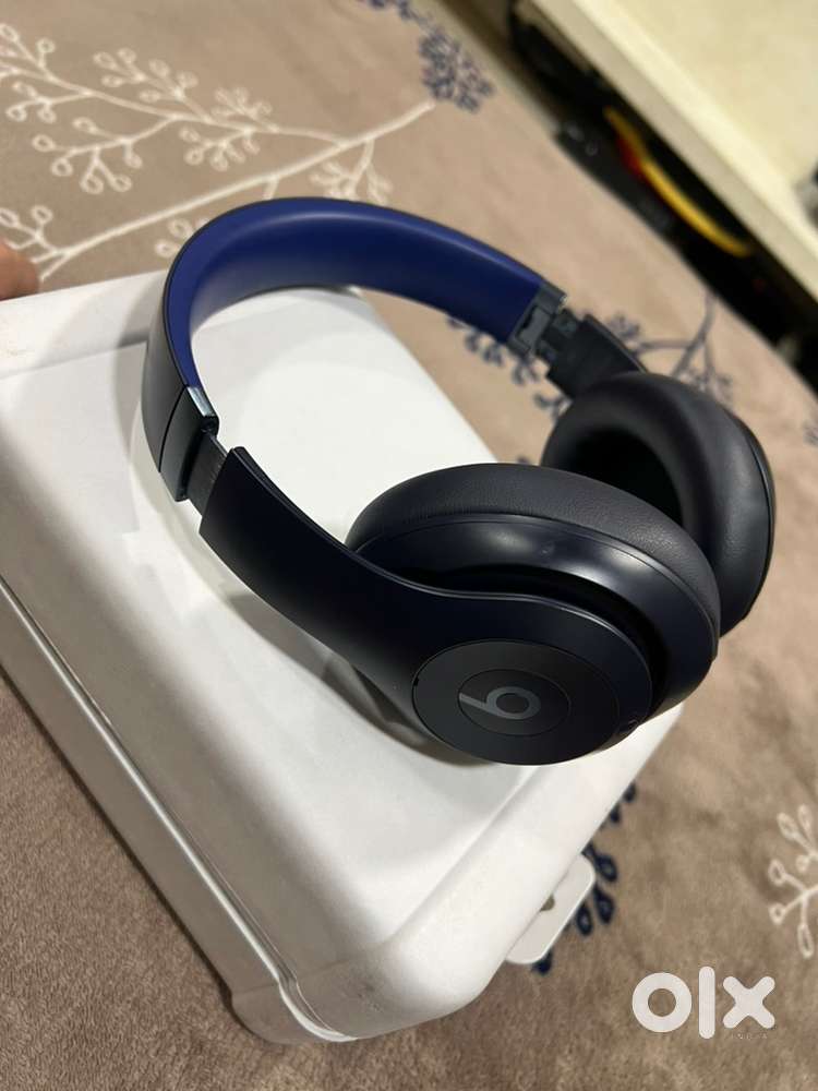 Beats Studio Pro (barely used)