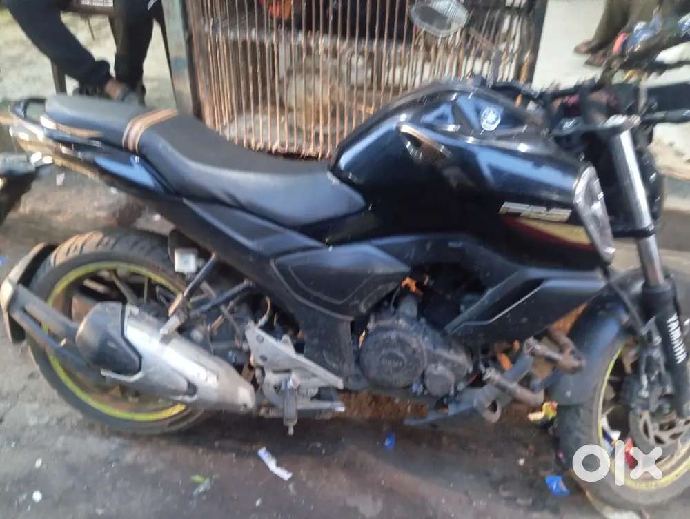 Yamaha fzs version 4.0