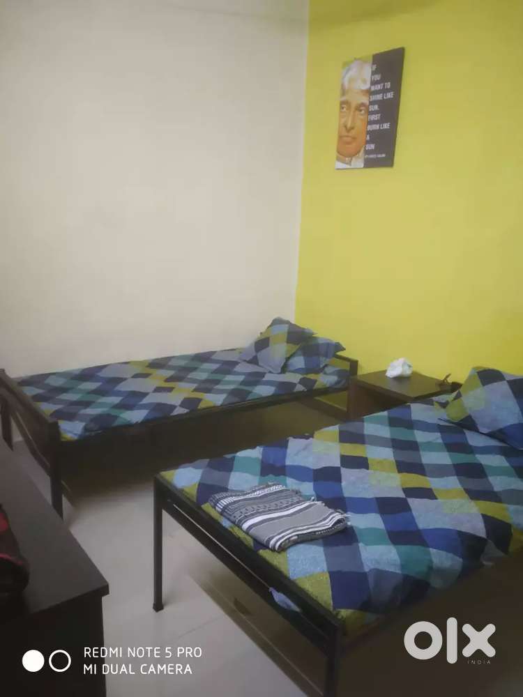 SINGLE/SHARING BED FOR BOYS