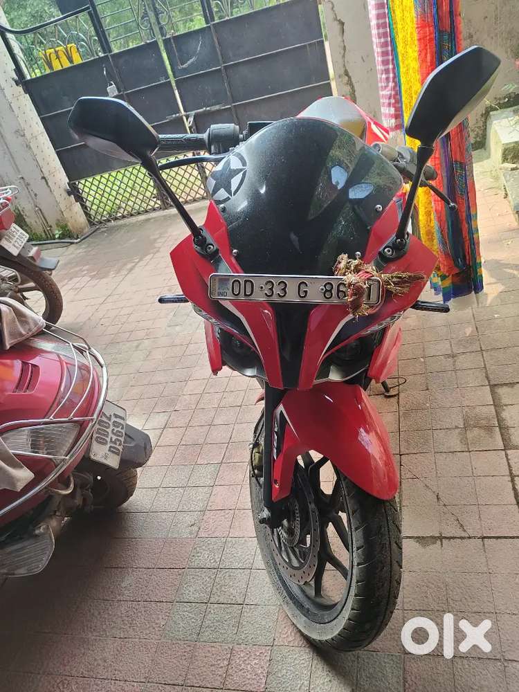 Pulsar200 rs.Nice condition with no colour  damage. No broken pannel.