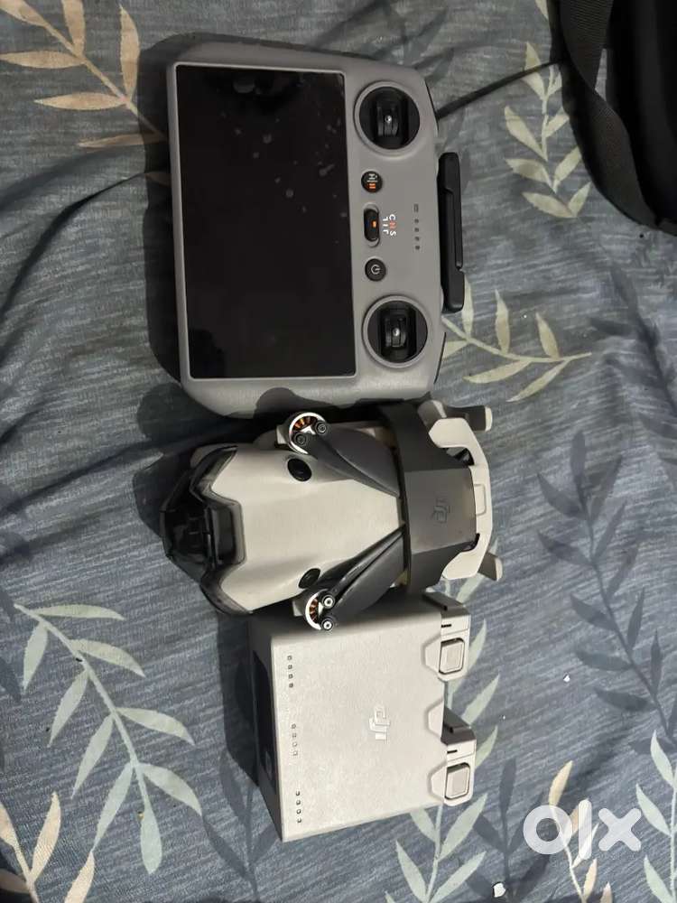 Dji mini 4 pro drone