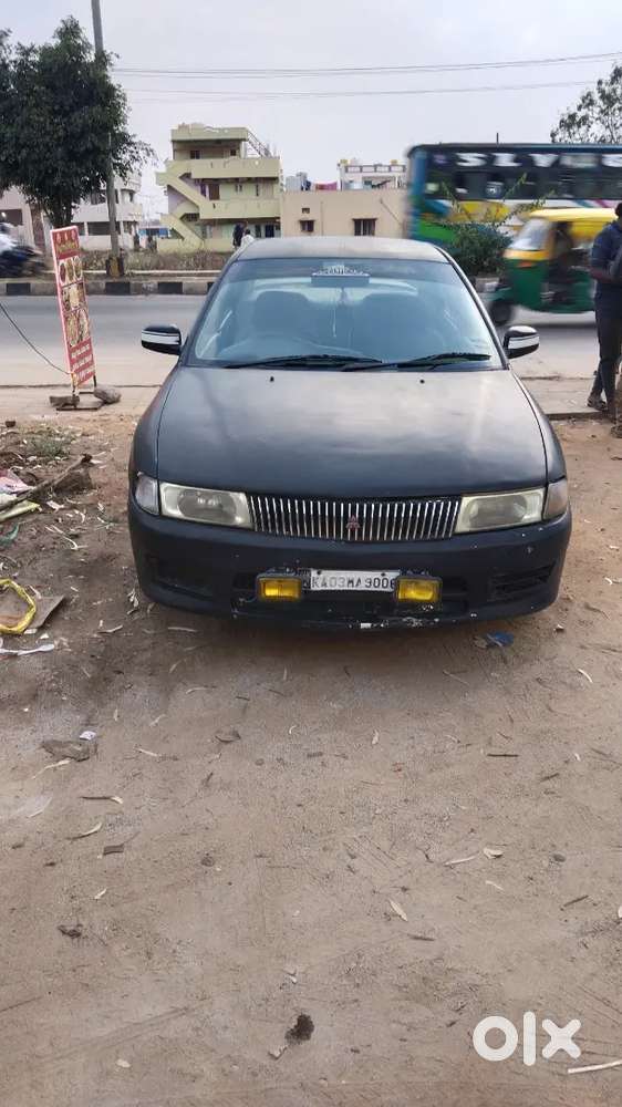 Mitsubishi Lancer 1999 Petrol 100000 Km Driven