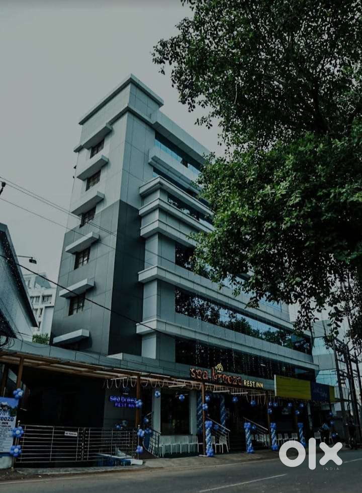 Front office exicutive