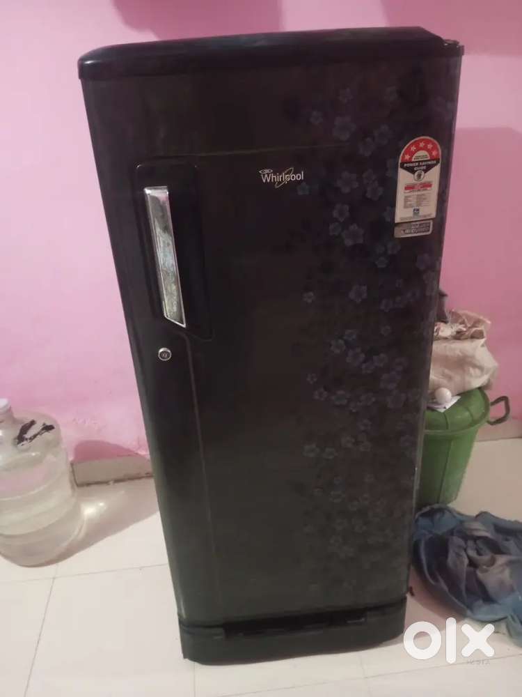 Refrigerator fridge