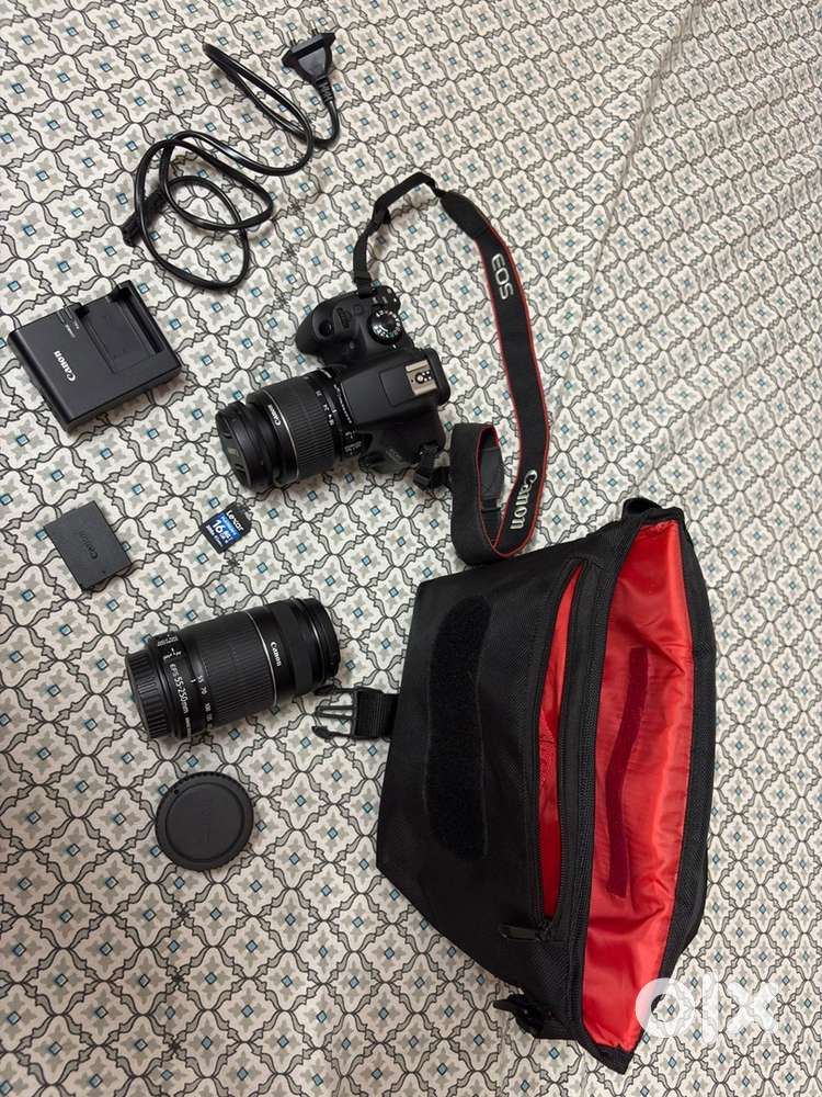 Canon 1300D With Additional Zoom Lens