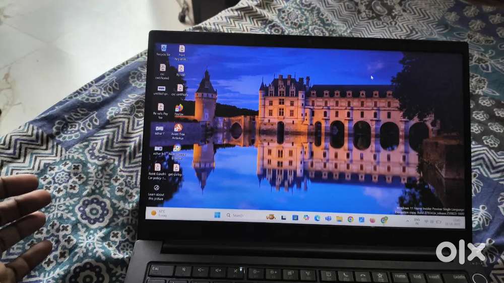 Lenovo E13