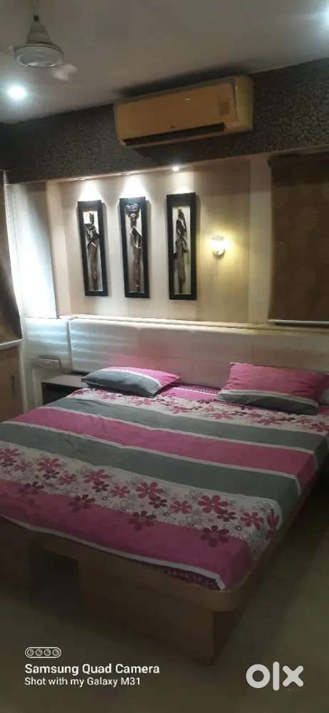 Rent for 3bhk flat fully  furnished covered campus Hoshangabad Road.