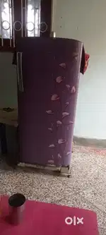 4 years old fridge