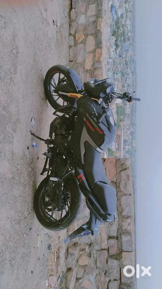 Bike ek dam good kandisan he