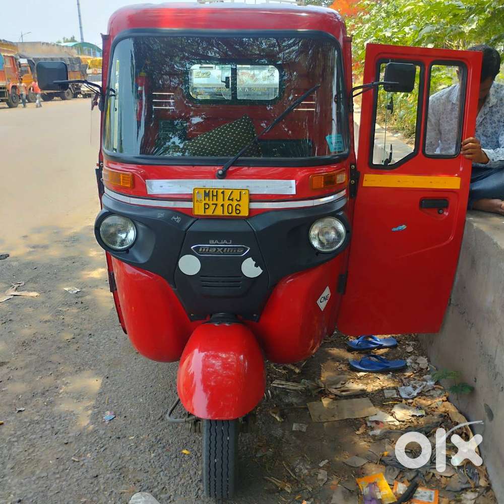 Bajaj maxima