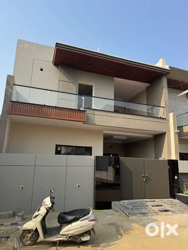 Brand new luxury house