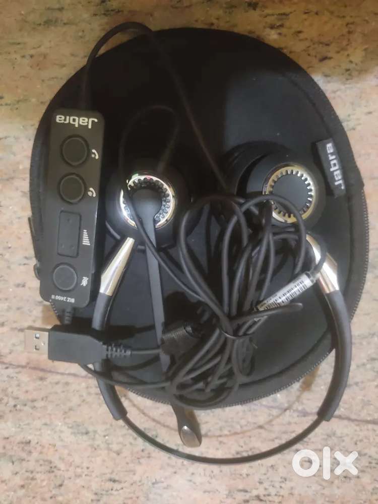 Jabra headphone with box packing