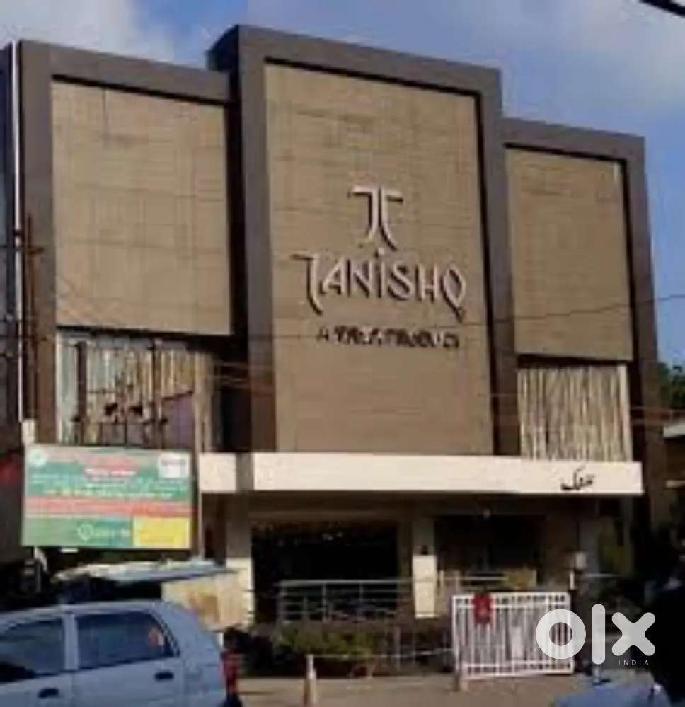 VACANCY OPENING FOR TANISHQ JEWELLERY SHOWROOM APPLY NOW.