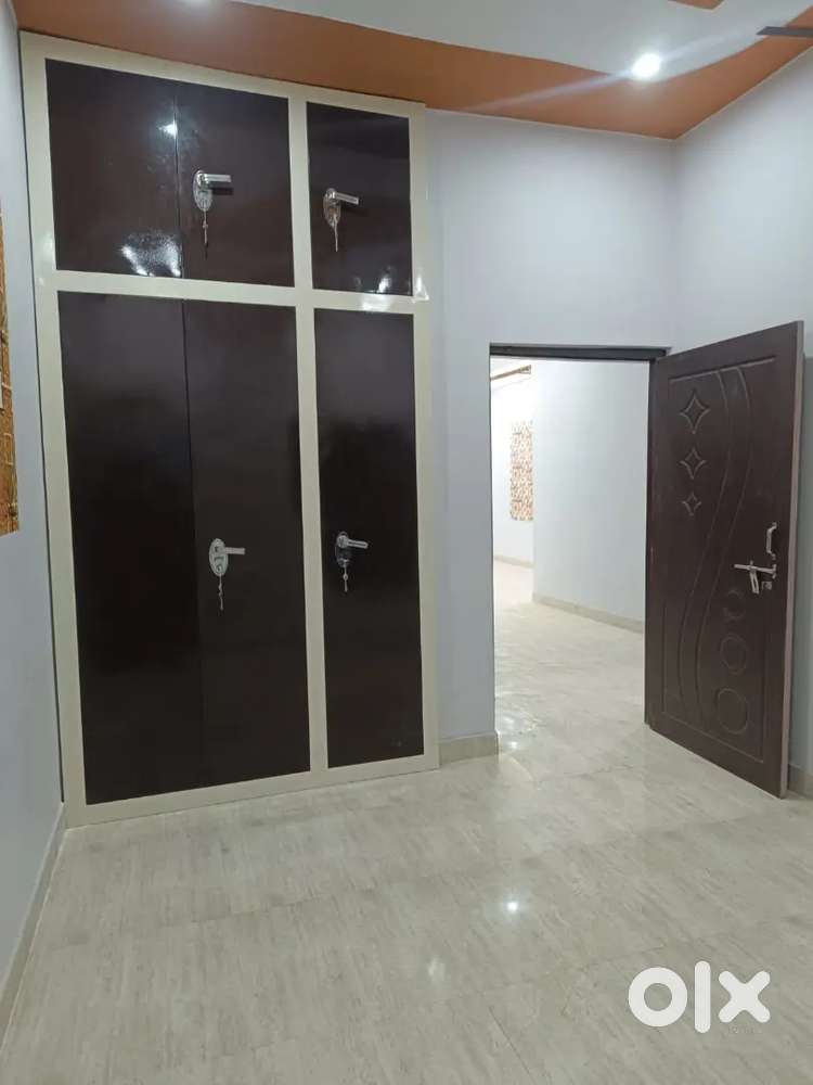 Home for Family Near Shukla Chauraha Oro City Jankipuram