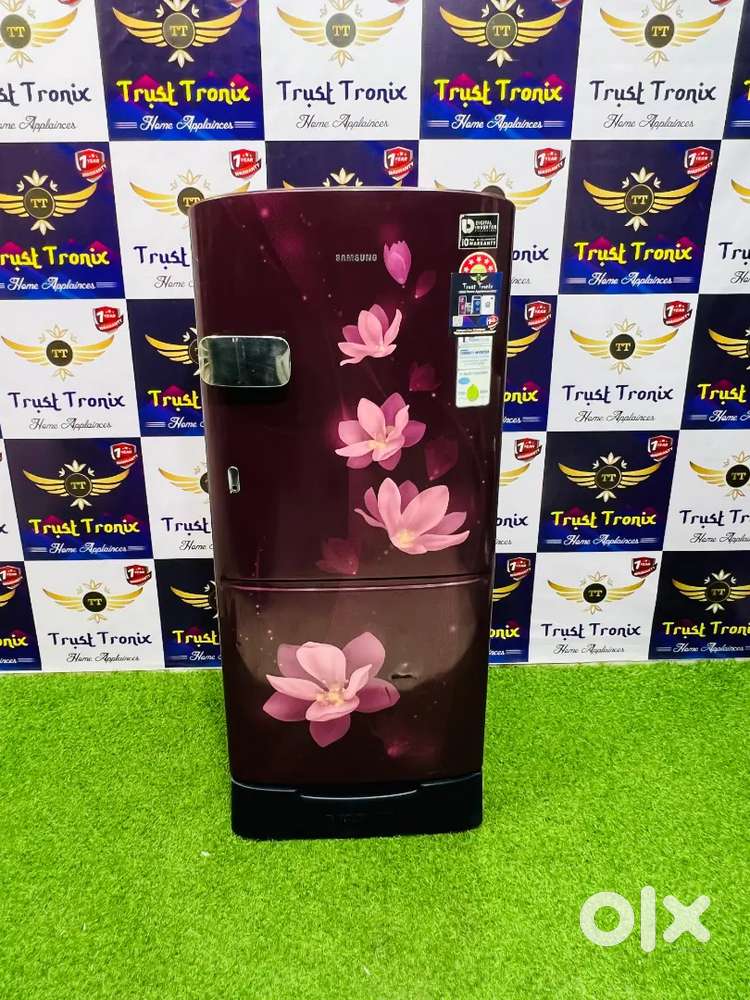 In mint condition digital model 190ltr samsung fridge