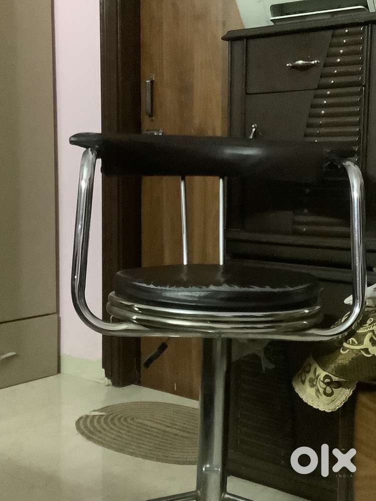 Dukan te munda chida aajo jine kam karna