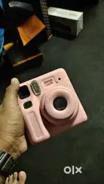 Instax mini SE camera