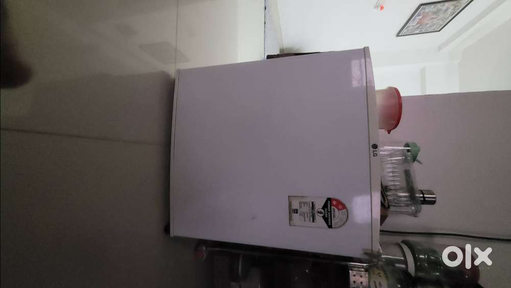 LG 45 ltr single door fridege
